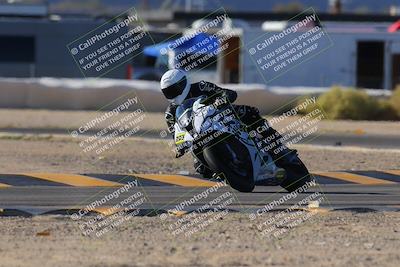 media/Dec-17-2023-CVMA (Sun) [[bf0c04832d]]/Race 2 Amateur Supersport Open/